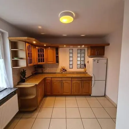 Apartament Na Poddaszu - Bielawa بيلافه